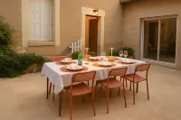 Le Clos Gabrielle - breakfast