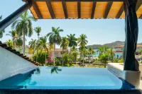 Thompson Zihuatanejo, A Beach Resort by Hyatt - Merinäköala
