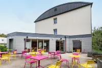 ibis Styles Prevessin Geneve Airport - Airport Shuttle