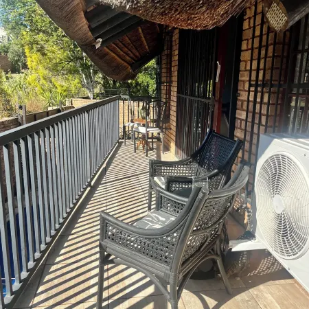 Serene Thatched Roof Retreat in Faerie Glen, Pretoria