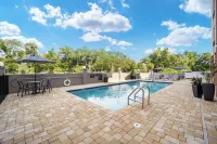 Candlewood Suites OCALA I-75 by IHG - Pools