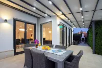 Luxury City Villa Trogir - Private Pool