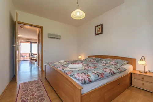 Apartment Nikola - 2-Star