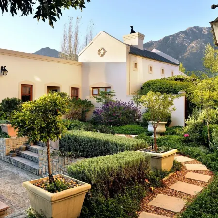 Petit Plaisir Cottage