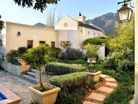 Petit Plaisir Cottage - Private Pools