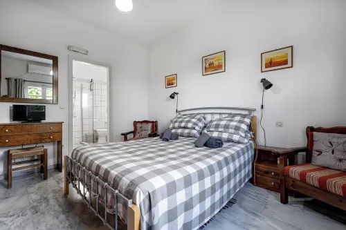 Villa With Private Pool And Stunning Sea Views - Gym