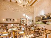 DLF Club 4 Hotels near Gurgaon Central