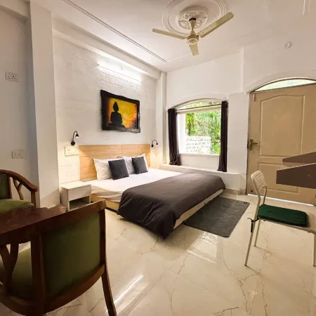 Riverside Home by Bunkstay