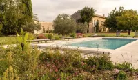 Mas Chamsomat - Pools