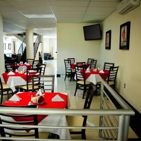 Hotel Portonovo Plaza Centro