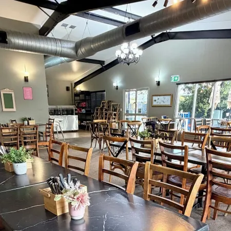 Dooley's Tavern & Motel Springsure