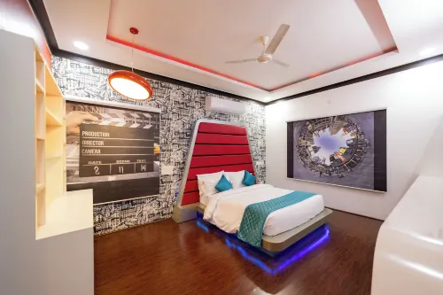 ELIVAAS Gerrys 4BHK Villa with Terrace - Private Pools