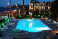 Ariadnes Holiday Accommodation - Sea View