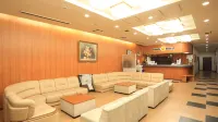 弘前微笑酒店 - 停車場