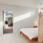 On the Sunset Mansion - Pensions