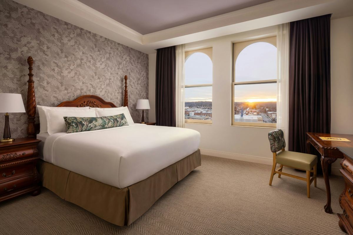Davenport Hotel, Autograph Collection