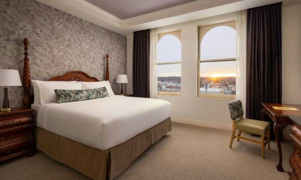Davenport Hotel, Autograph Collection