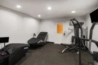 Ramada Bayside Inn and Suites - Gym