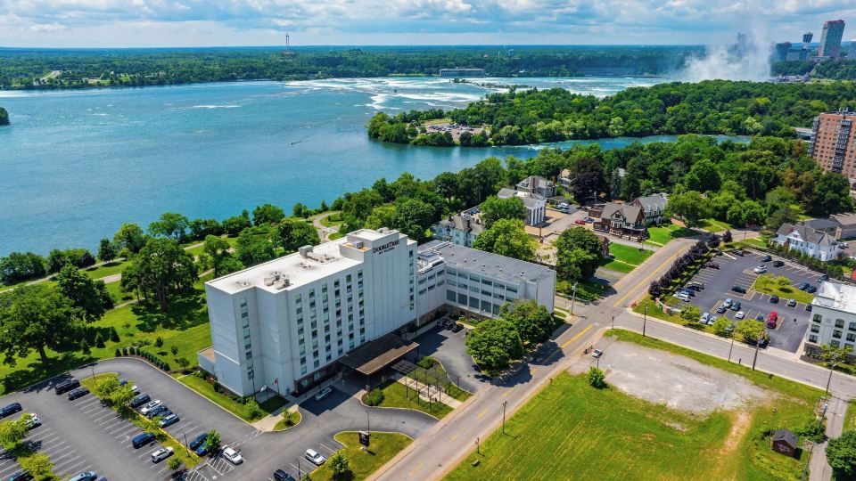 DoubleTree by Hilton Niagara Falls
