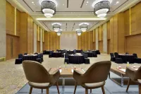 Courtyard by Marriott Raipur - فطور