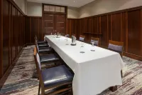 Sheraton St. Paul Woodbury Hotel - Pet friendly