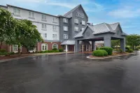 Spark by Hilton Summerville - Gym