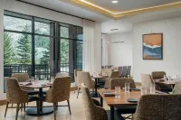 The Hoffmann Hotel Basalt Aspen, Tapestry Collection by Hilton - Morgenmad