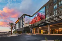 AC Hotel by Marriott Las Vegas Symphony Park - Pet Friendly