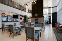 Hampton Inn & Suites Seattle/Federal Way - parking