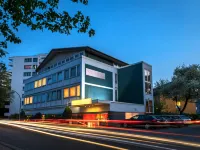Hotel Servatius Köln Hotels in der Nähe von U-Bahnhof Ostheim
