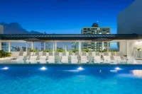 AC Hotel San Juan Condado - Rooftop Pools