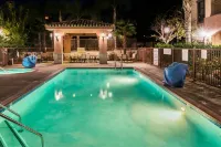 Courtyard Thousand Oaks Ventura County - Pools