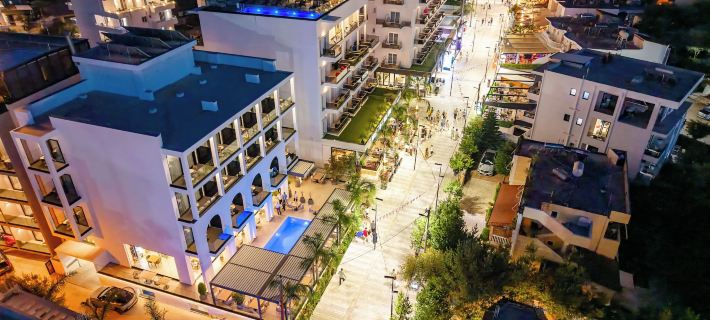 Colosseum Hotel Hotels in Ksamil