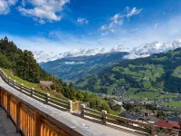 Schwendberg/Zillertal: 2Br, 2 Baths, Mountain View - homestay