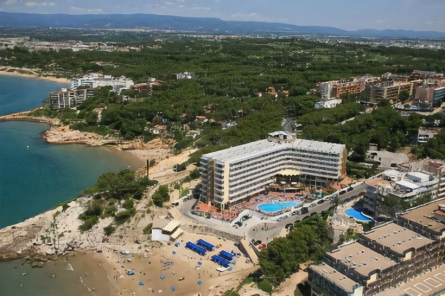 hotel overview picture