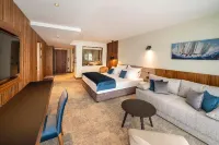 Luxury Hotel Riva