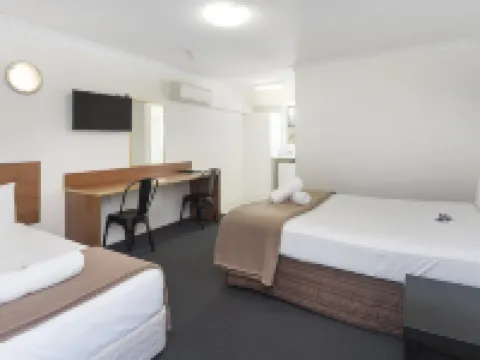 Sunshine Beach Resort Hotels in Miami