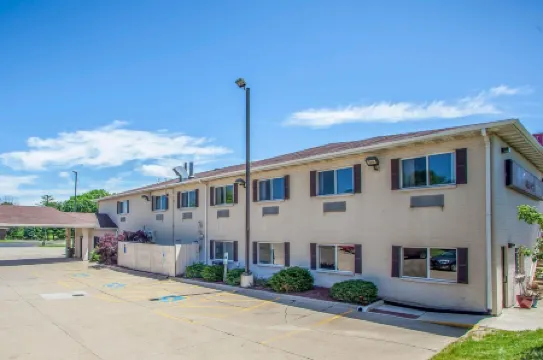 Comfort Suites Peoria I-74