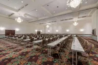 Ramada by Wyndham State College Hotel & Conference Center