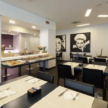 Holiday Inn NORD-ZARA by IHG