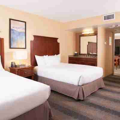 Embassy Suites by Hilton Bloomington/Minneapolis Rooms