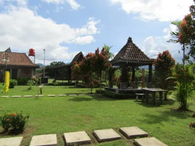 Balkondes Bumiharjo (Kampung Dolanan) Hotels in Mertoyudan