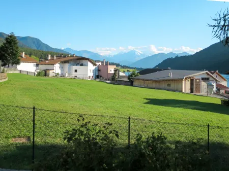 Nebenhaus Schönblick (Svh111) Отели в г. Курон-Веноста