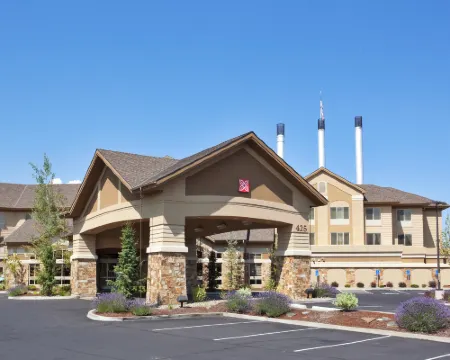 本德希爾頓花園酒店 本德酒店