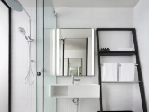 Little National Hotel Canberra Hotels in Barton