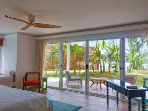 Tortuga Lodge