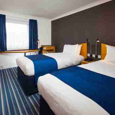 Holiday Inn Express Bristol - Filton Rooms