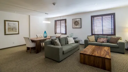 Holiday Inn GUADALAJARA PATRIA-UNIVERSIDAD by IHG