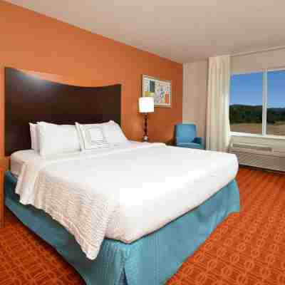 Fairfield Inn & Suites by Marriott  Albany Rooms