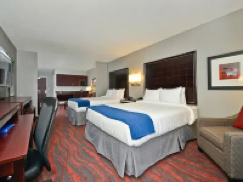 Holiday Inn Express & Suites UTICA by IHG Hotels in Utica
